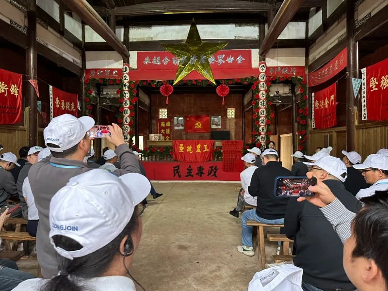 2025龙健集团龙头会红色研学之旅 (1).jpg